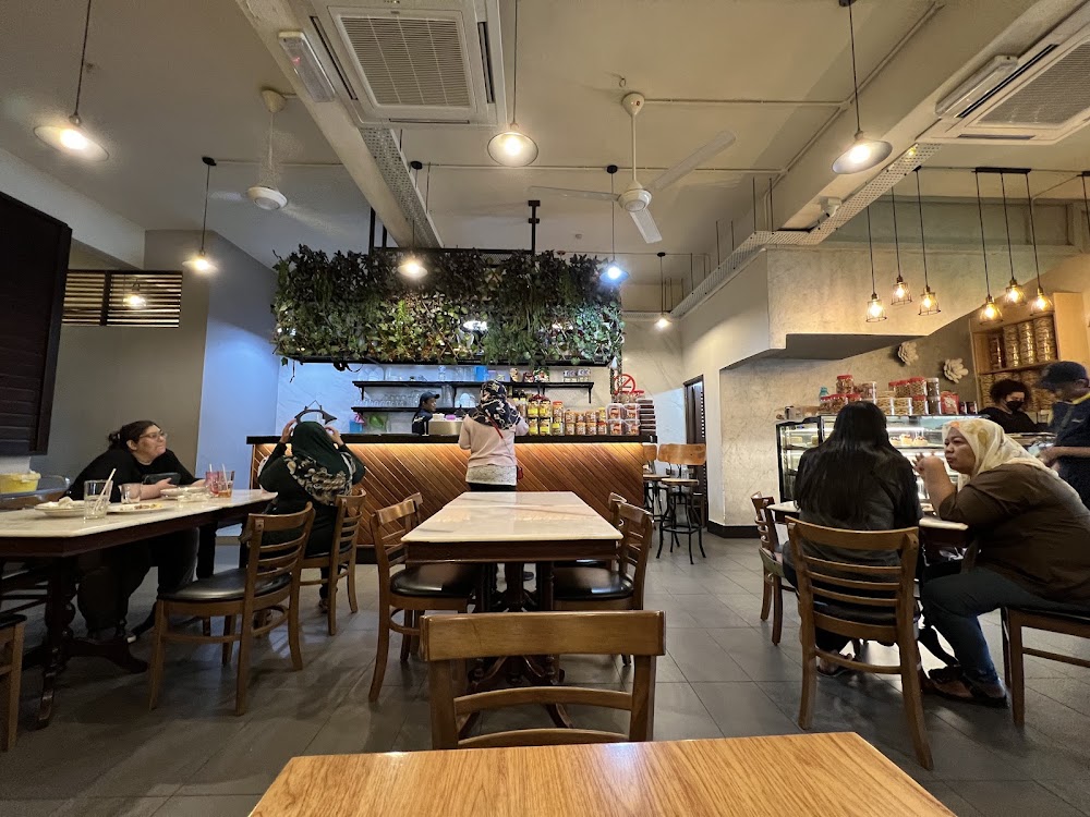 Santai Restaurant & Cafe