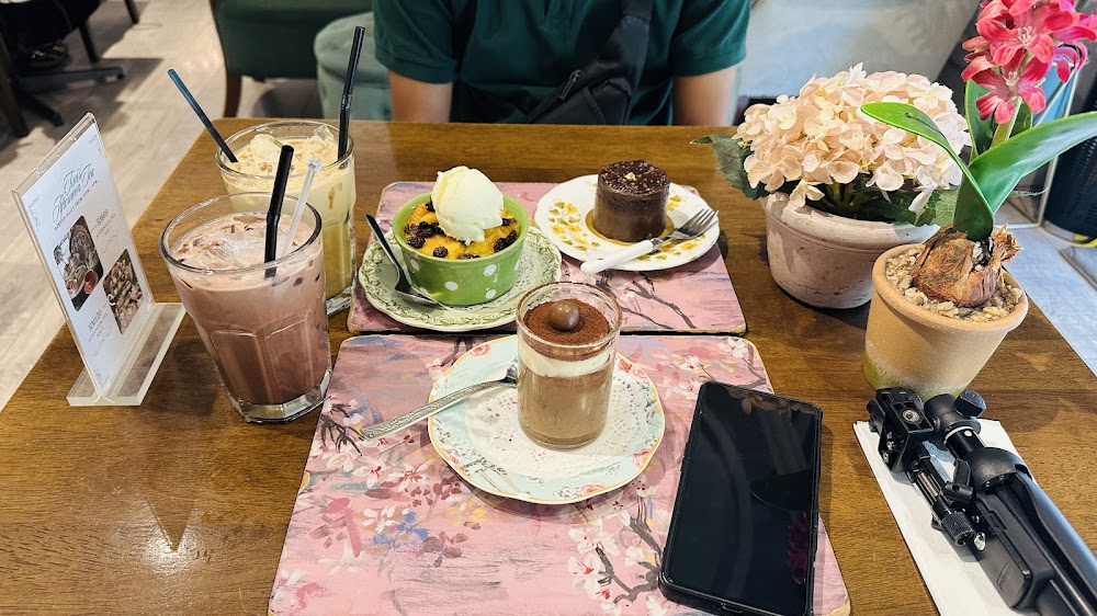Tim's Tea House Cafe