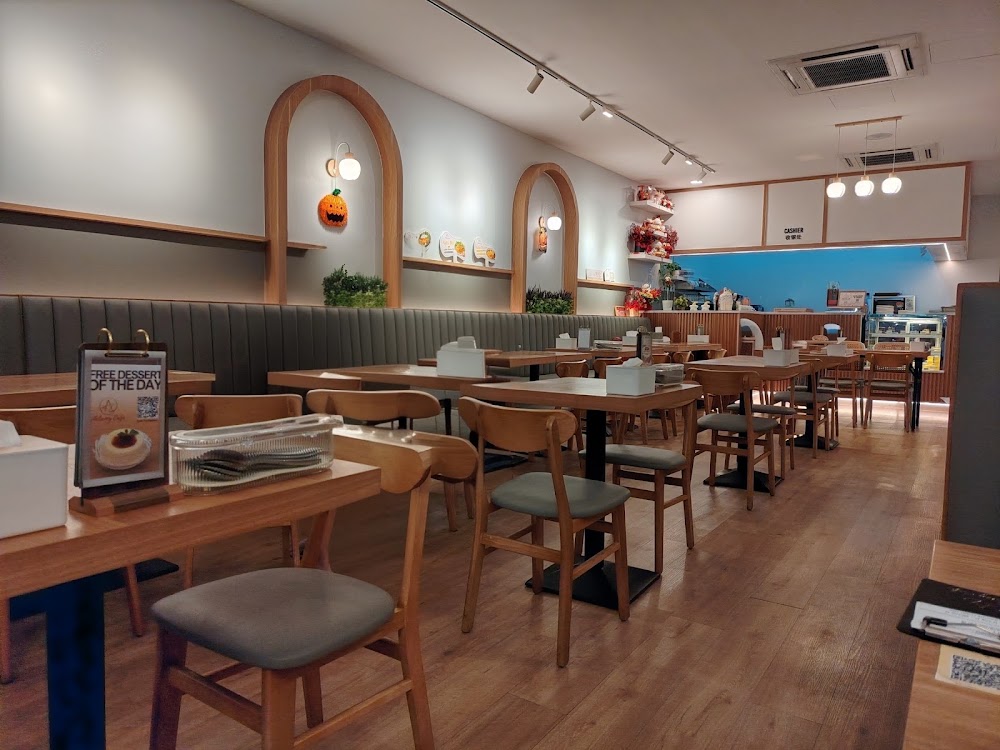 Astarry Cafe - Taman Connaught
