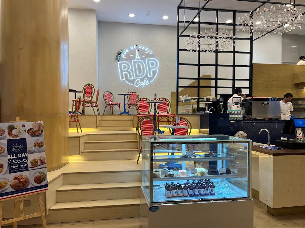 Rue de Paris (RDP) Café