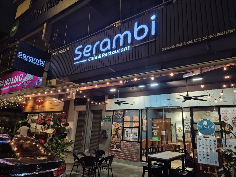 Serambi Cafe & Restaurant - TTDI, KL