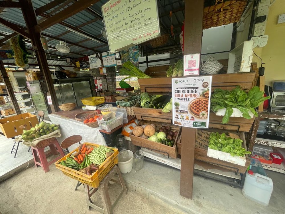 FORUS Farmers Market & Cafe