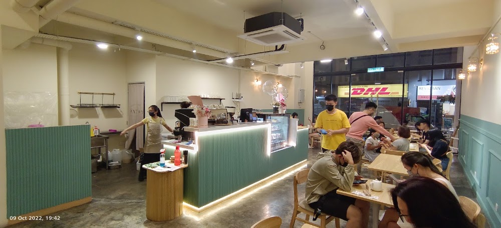Sixteen Handcraft Dessert Cafe @ Kepong Menjalara