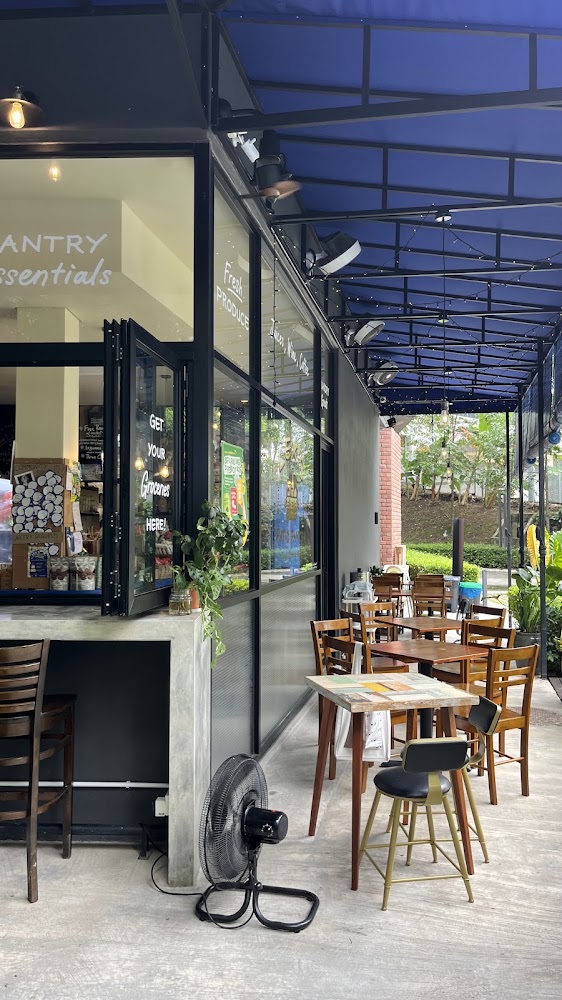 Lex's Patio Pantry